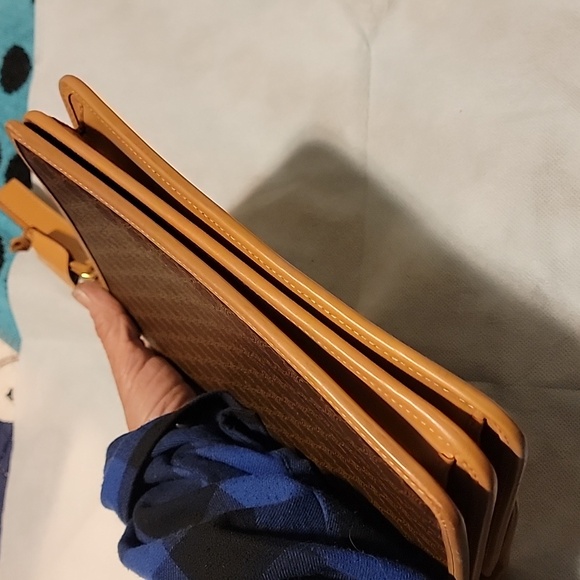 Authentic Celine clutch - Picture 6 of 13